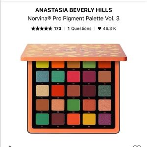 Abh new norvina palette with eyeshadow brush